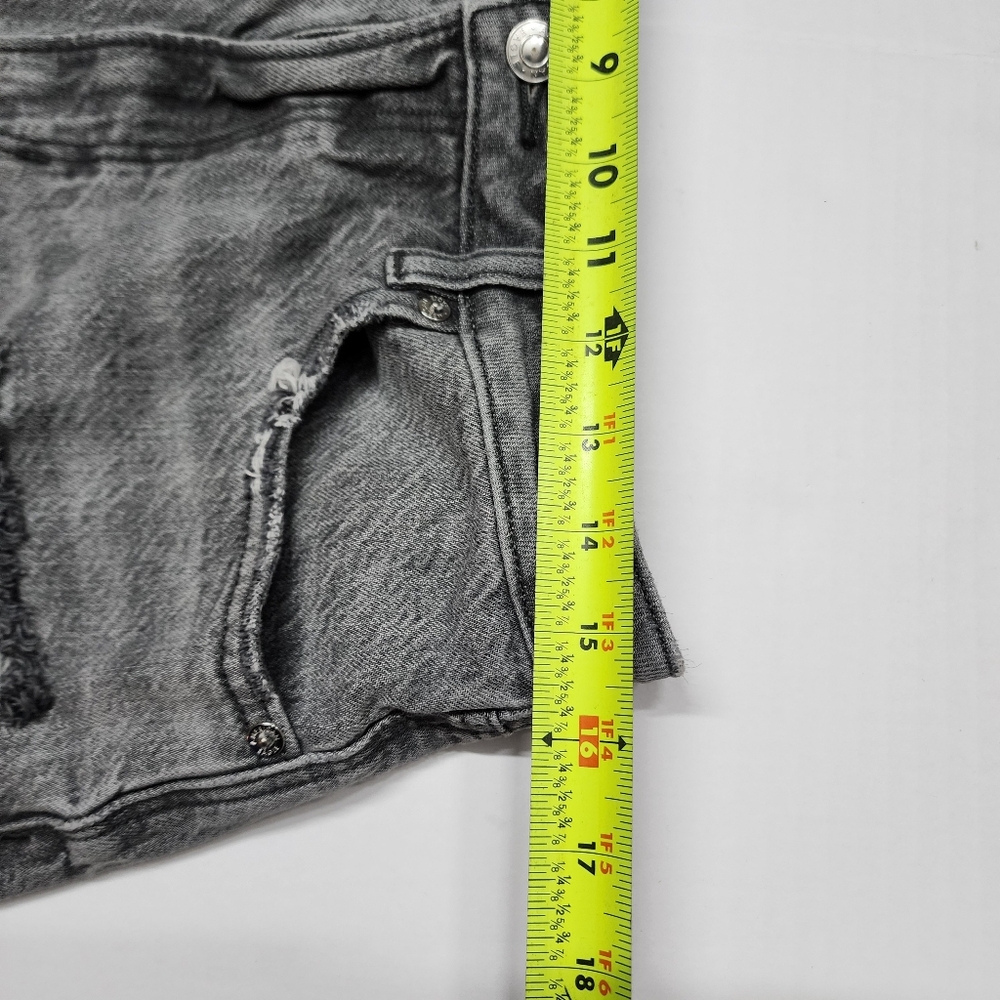 American Eagle Shorts Grey Faded Black Denim Highrise Mini frayed Hem Raw Edge - Picture 6 of 7